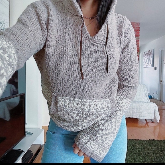 Vintage 80s knit Oversized hoodie - Picture 2 of 6